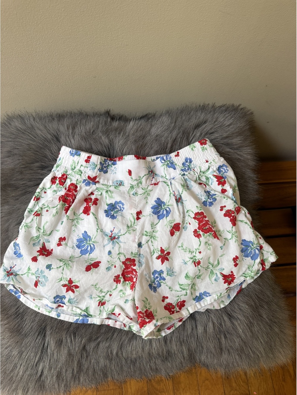 Janie and Jack Girls Floral Smocked Waist Shorts White Red Blue Size 5
